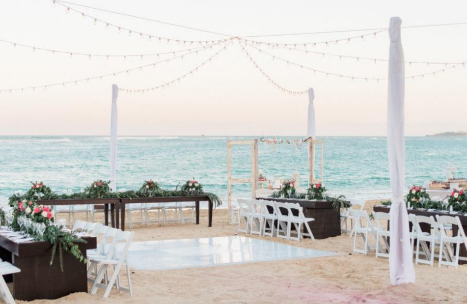 Preferred Beach Reception Setup — Dreams Onyx