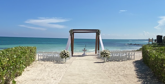 Seaside Beach — Dreams Tulum