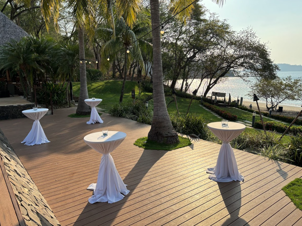 Spa Pool Deck Cocktail Event — Secrets Papagayo