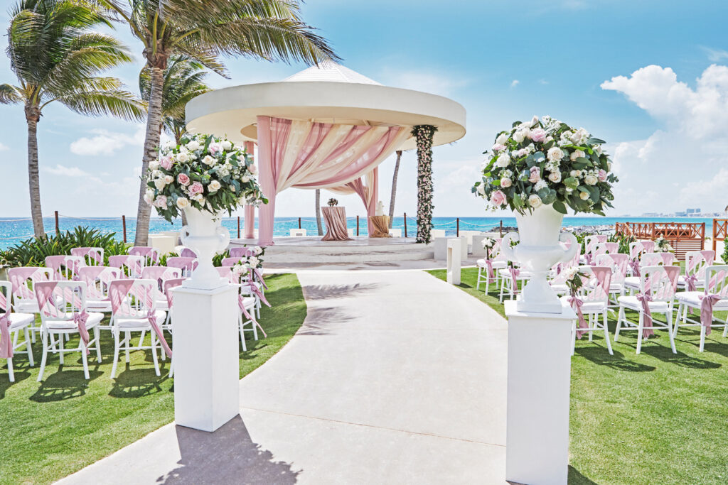 Hyatt Ziva Cancun Destination Wedding – Cancún Area, Mexico destination wedding