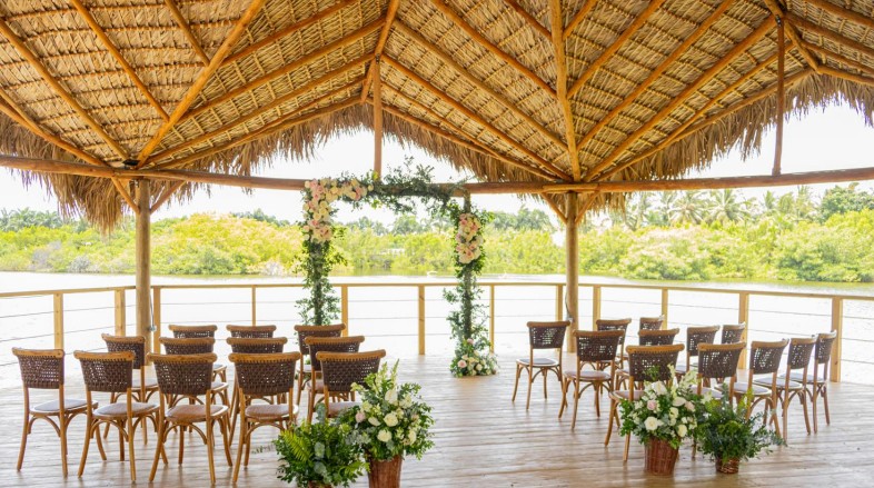 Mangrove Gazebo Dreams Royal Beach
