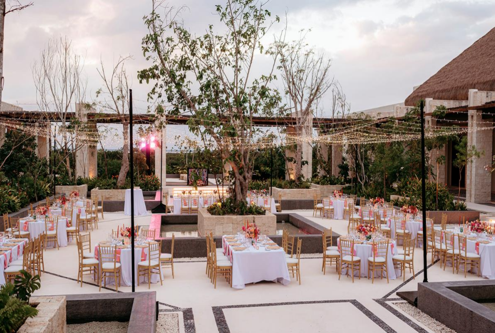 Courtyard Plaza — Secrets Playa Blanca Costa Mujeres