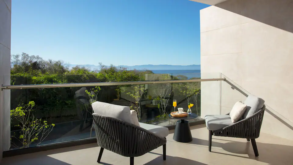 Junior Suite Tropical View — Dreams Bahia Mita