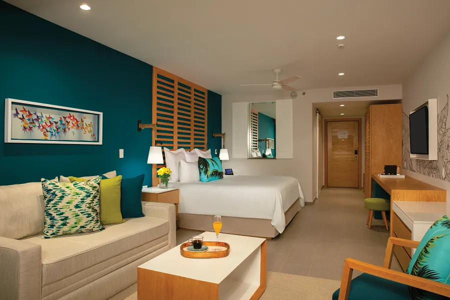 Junior Suite Swim Out King Dreams Natura