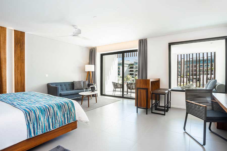 Elegance Club Jr. Suite bedroom