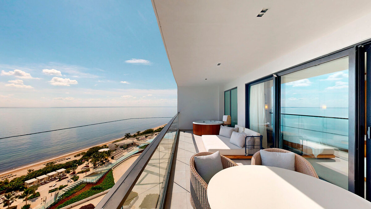 Central Oceanfront Terrace — AVA Resort Cancun