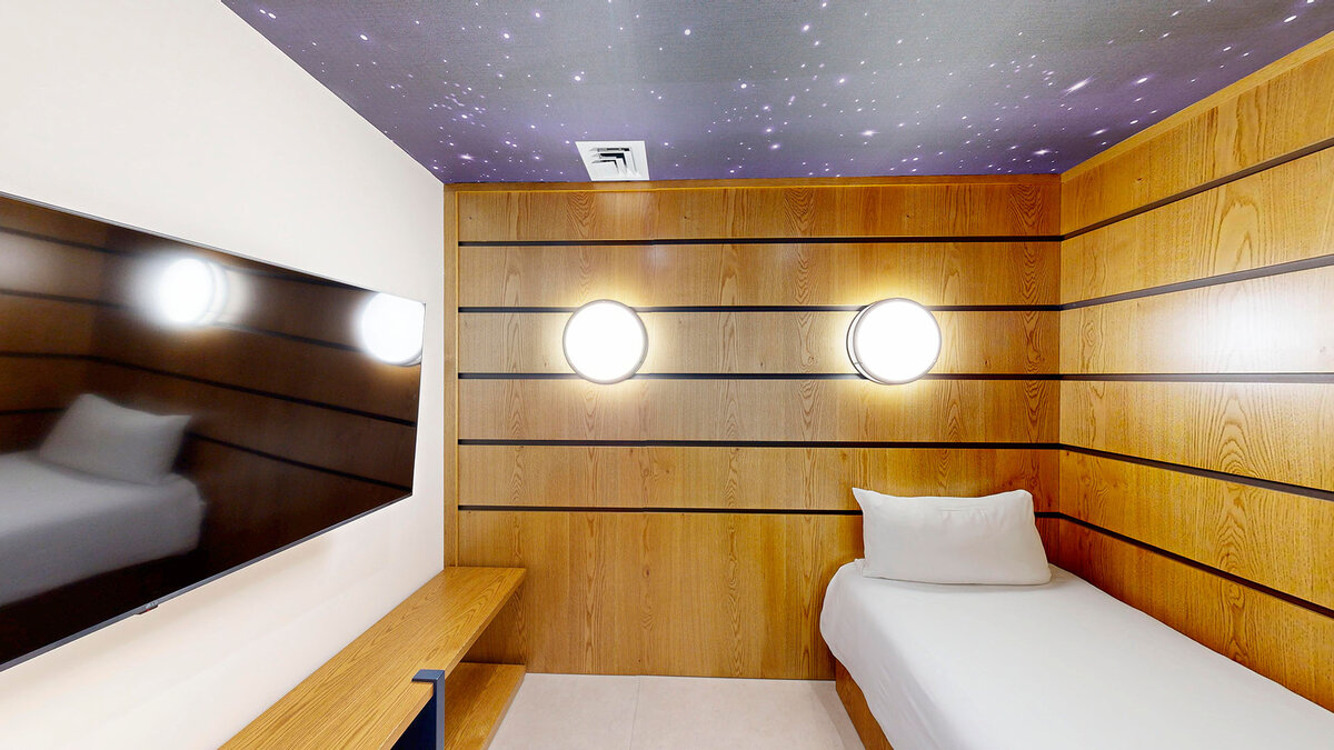 Oceanfront Friends & Family Daybed — AVA Resort Cancun