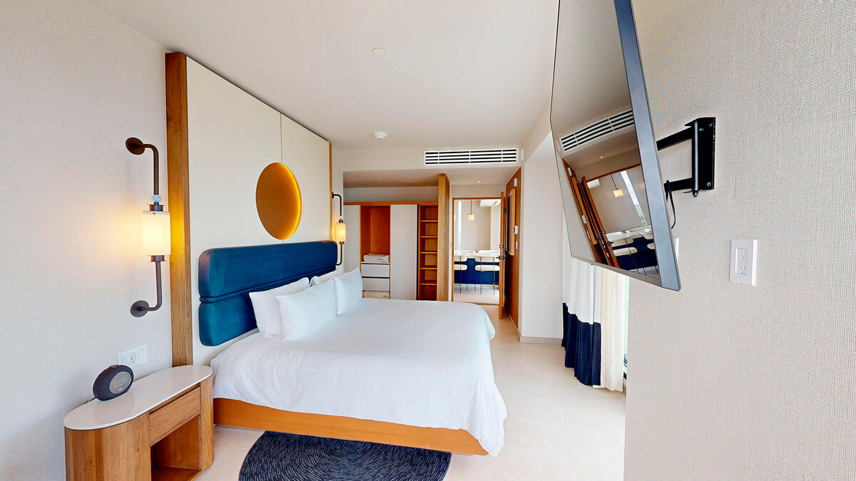 Panoramic Suite King King — AVA Resort Cancun