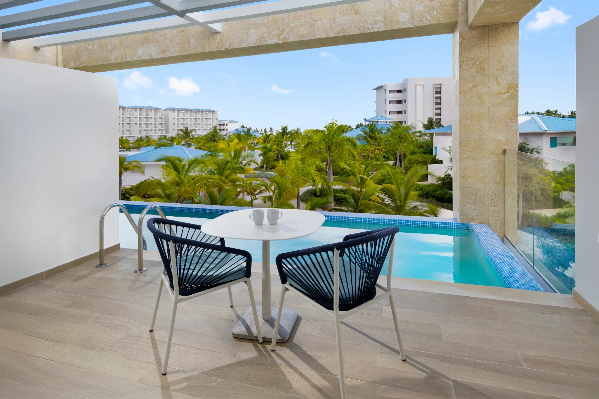 Preferred Club Deluxe Swim-Out terrace — Dreams Cap Cana