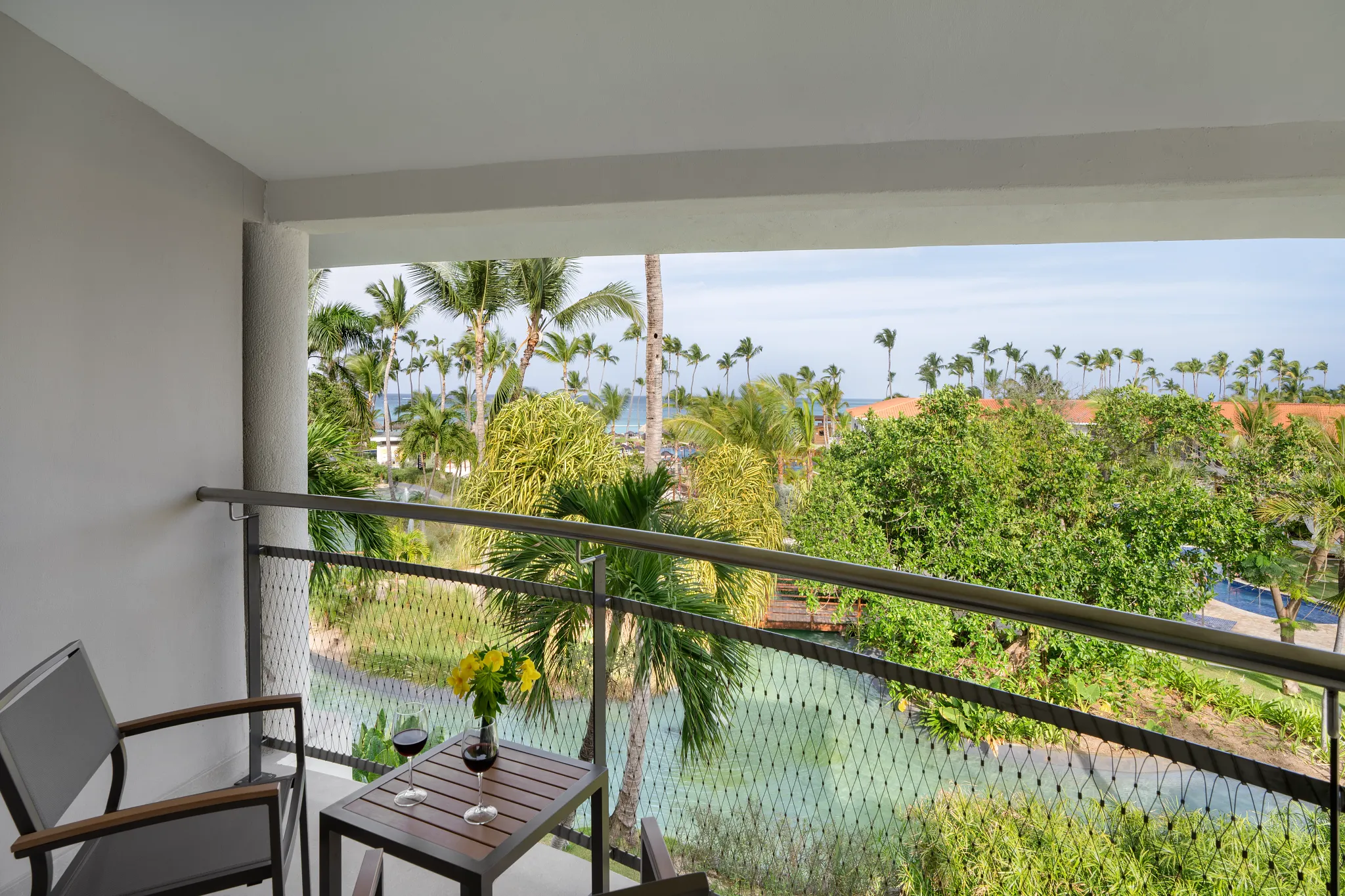 PC Junior Suite Partial Ocean View balcony — Dreams Flora