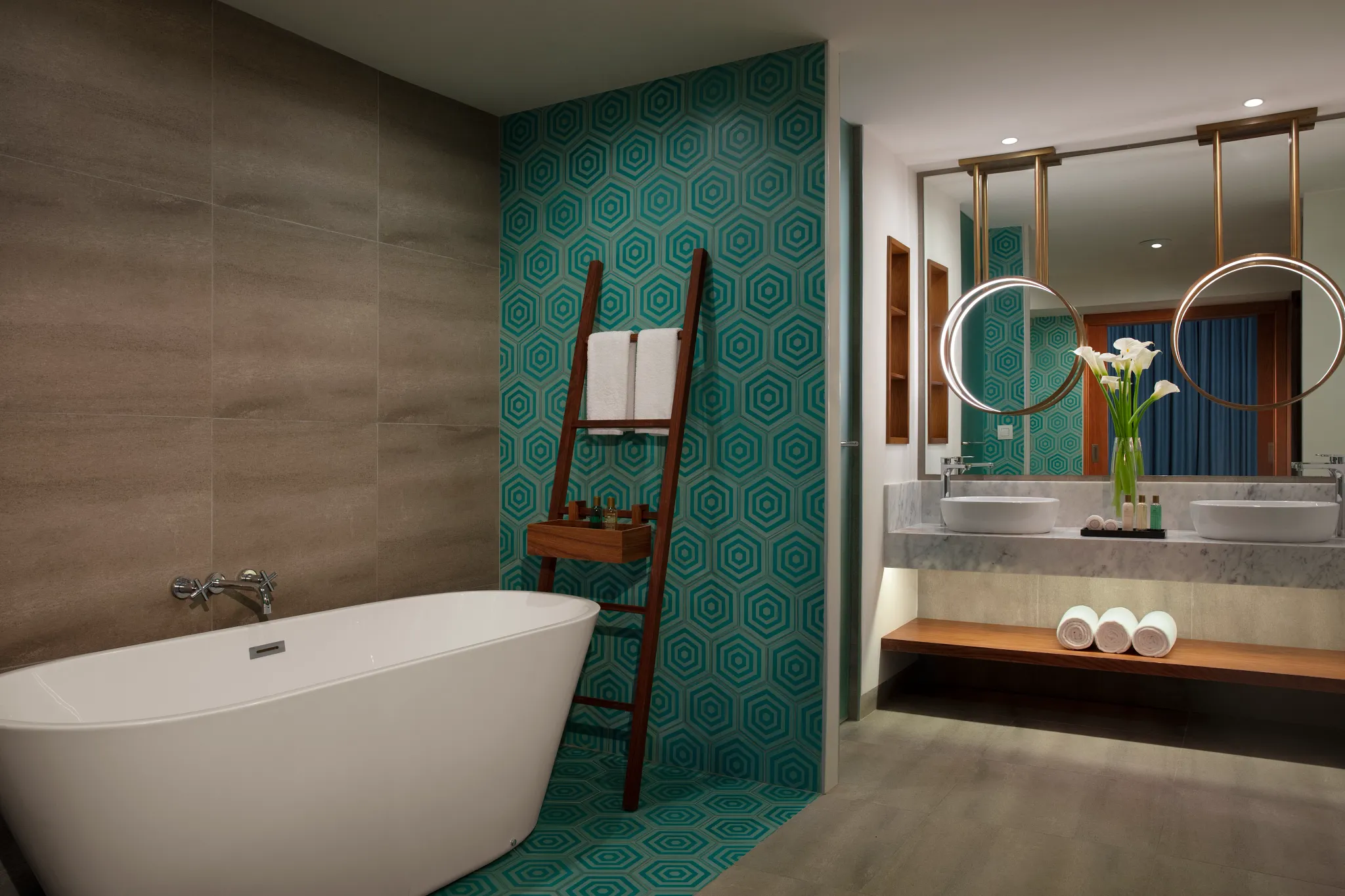 Preferred Club Two-Bedroom Villa Bathroom — Dreams Macao Beach