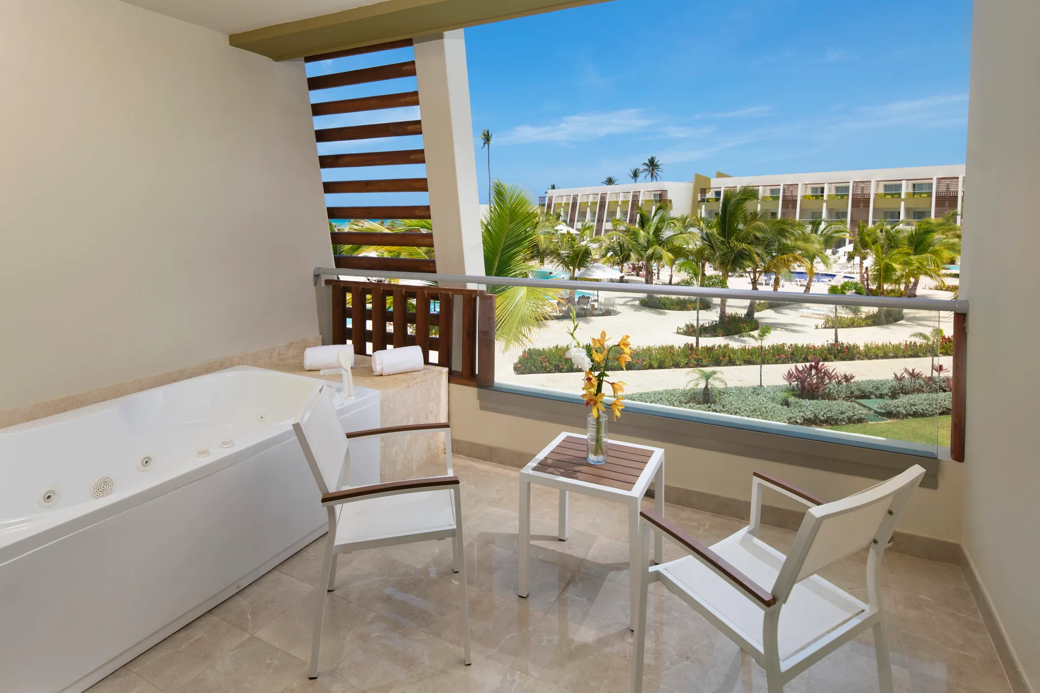 Junior Suite Garden View Terrace with Hot Tub — Dreams Onyx