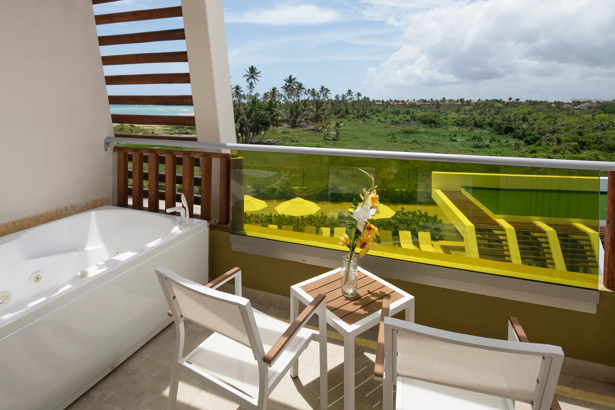 Junior Suite Garden View Terrace — Dreams Onyx