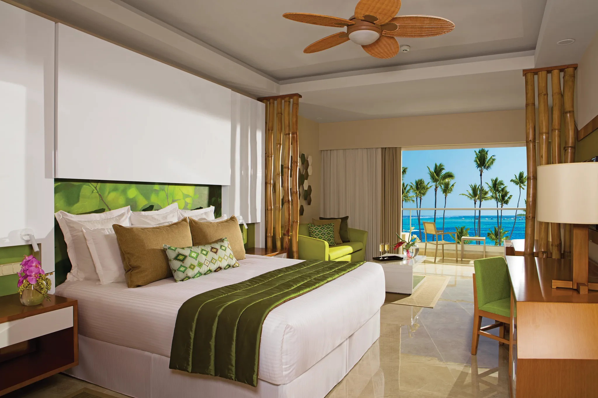 Preferred Club Junior Suite Ocean View King — Dreams Onyx