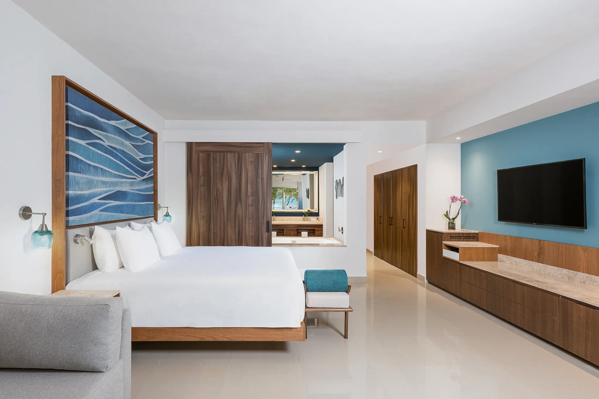 Preferred Club Junior Suite Ocean Front King Room — Dreams Puerto Morelos