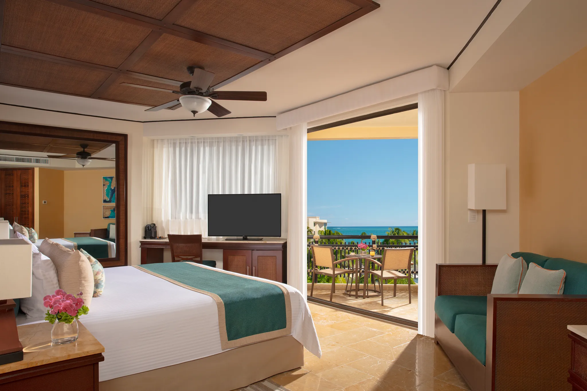 Preferred Club Ocean View king — Dreams Riviera Cancun