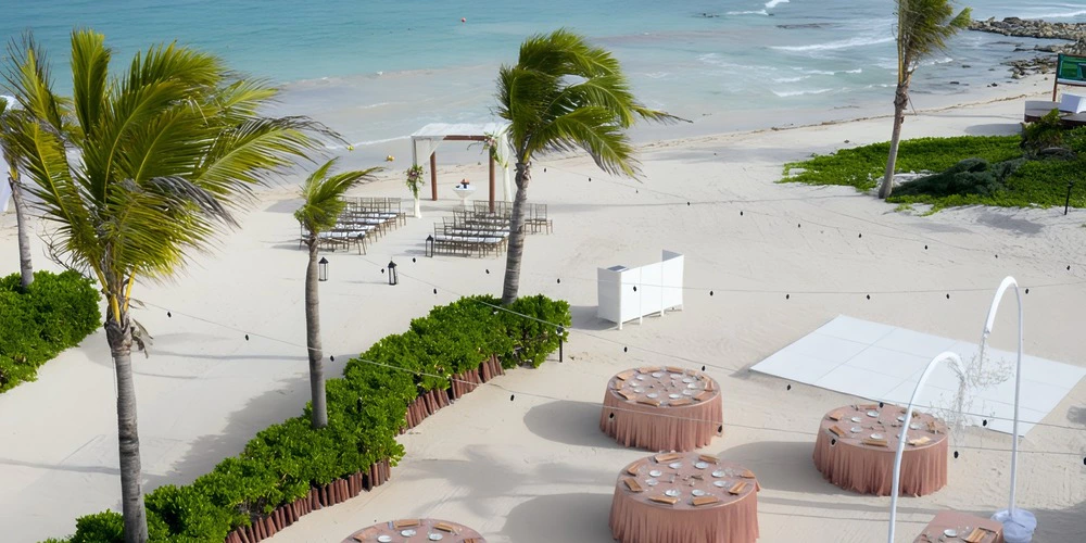 Preferred Beach Setup — Dreams Tulum