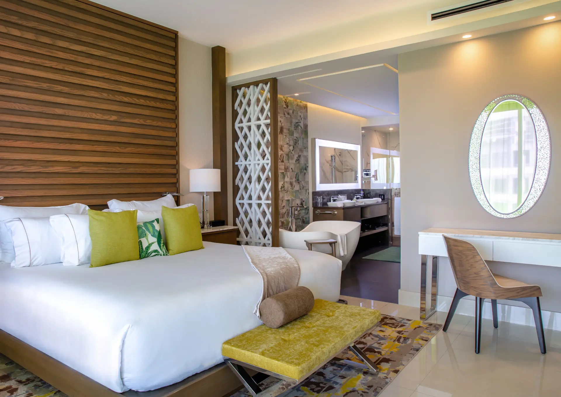 One Bedroom Ocean View king bed