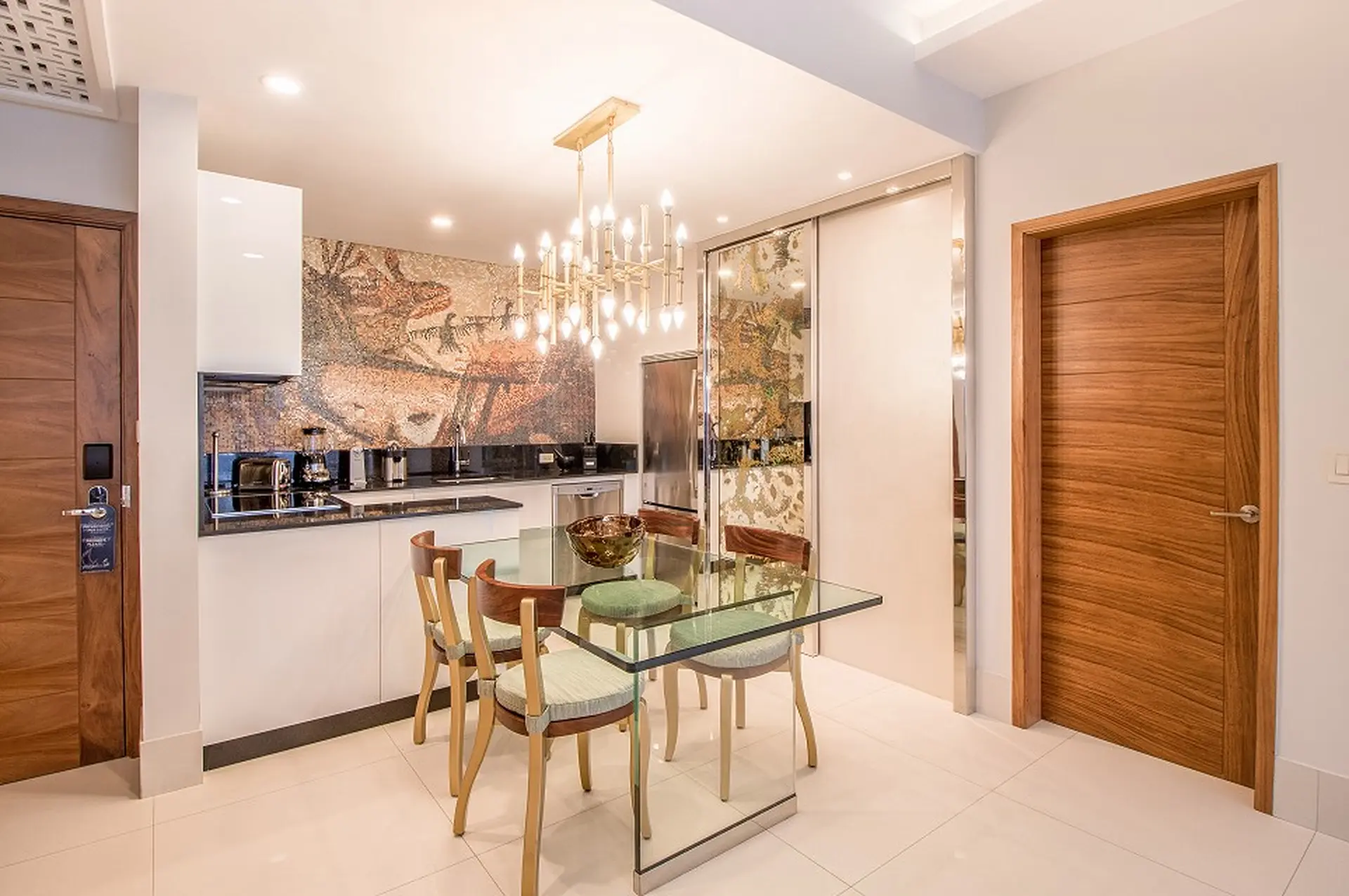 Garza Blanca Los Cabos 1 Bedroom Suite dining area