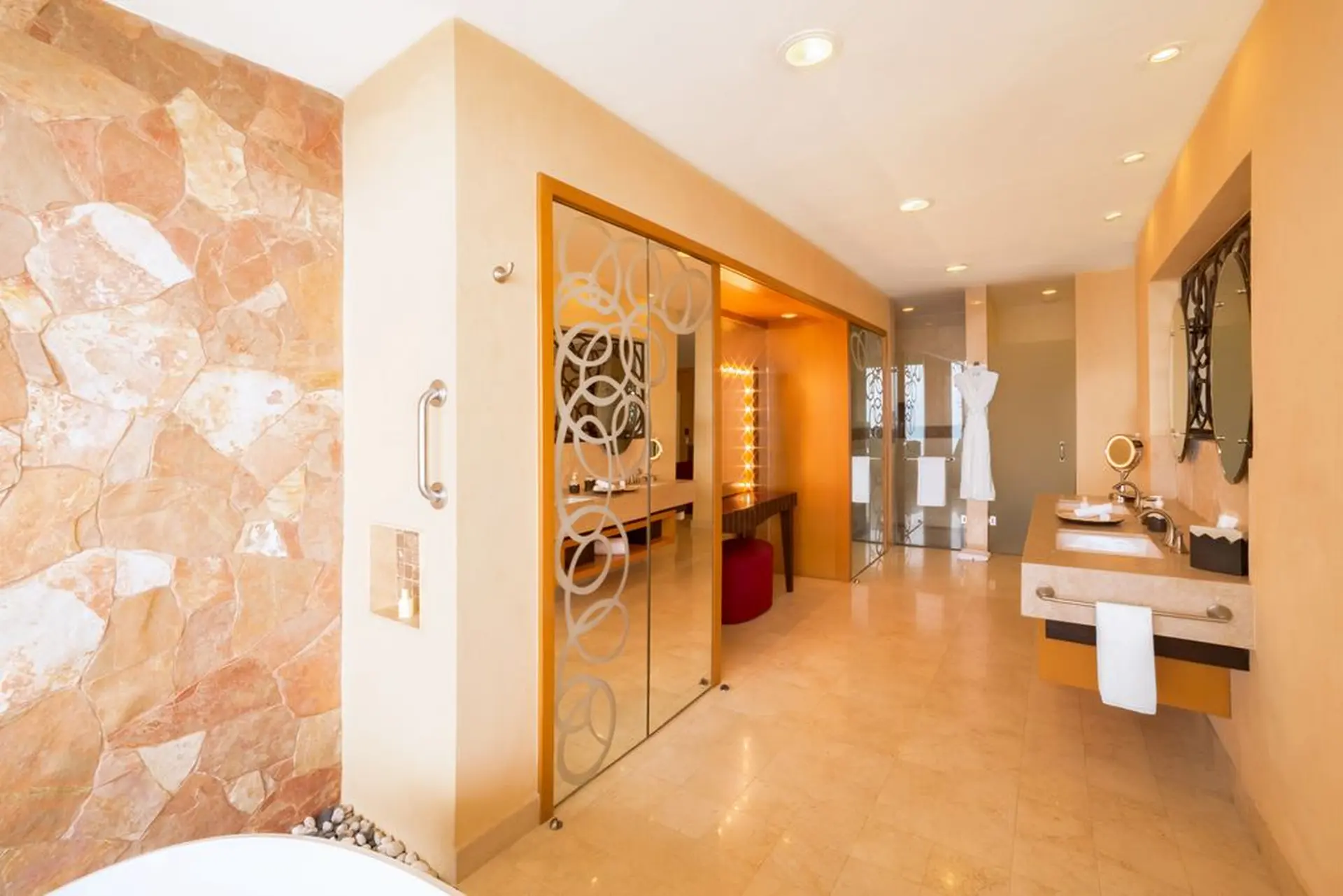 Junior Panoramic Suite bathroom detail — Garza Blanca Puerto Vallarta
