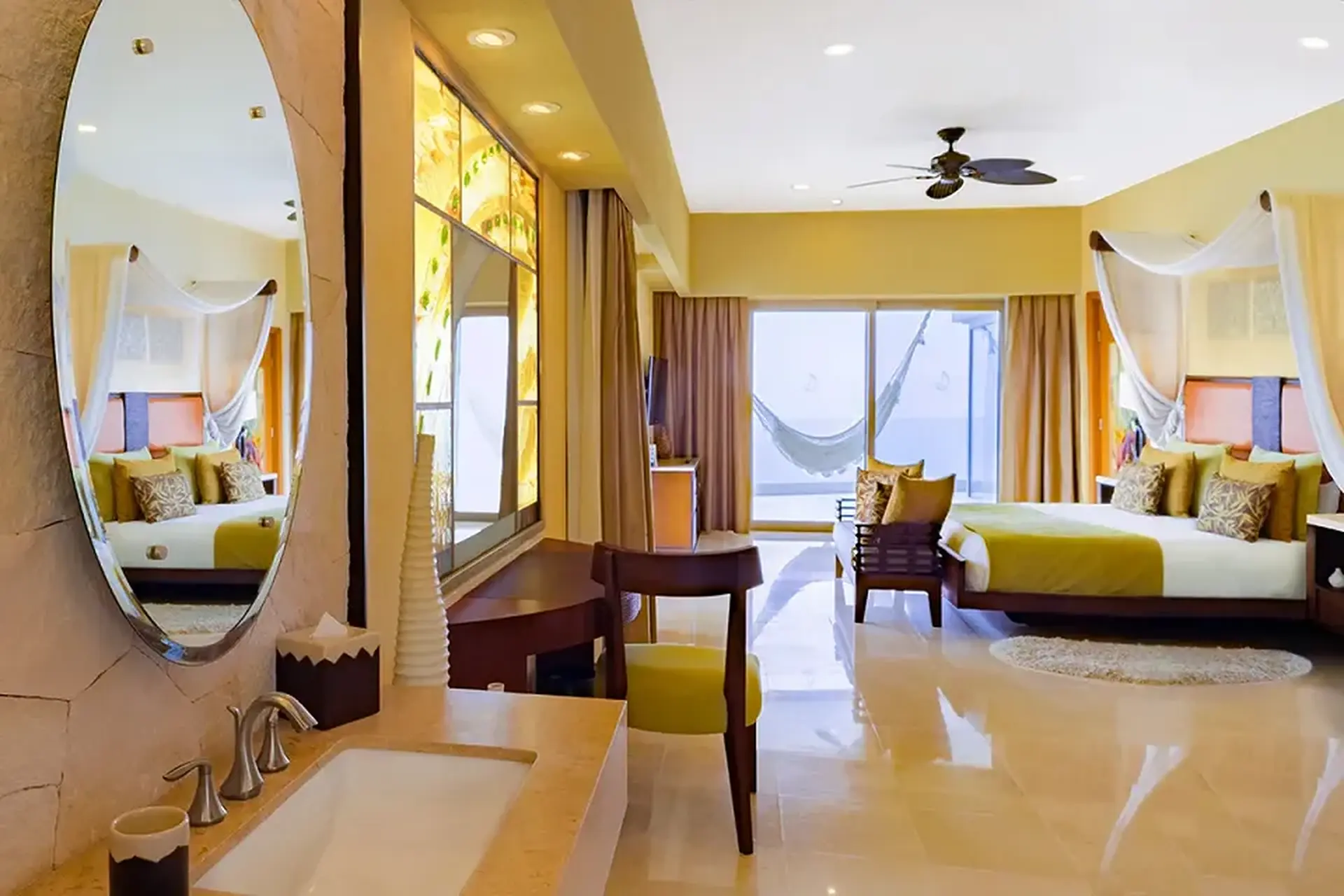 Three Bedroom Panoramic Suite king bed — Garza Blanca Puerto Vallarta