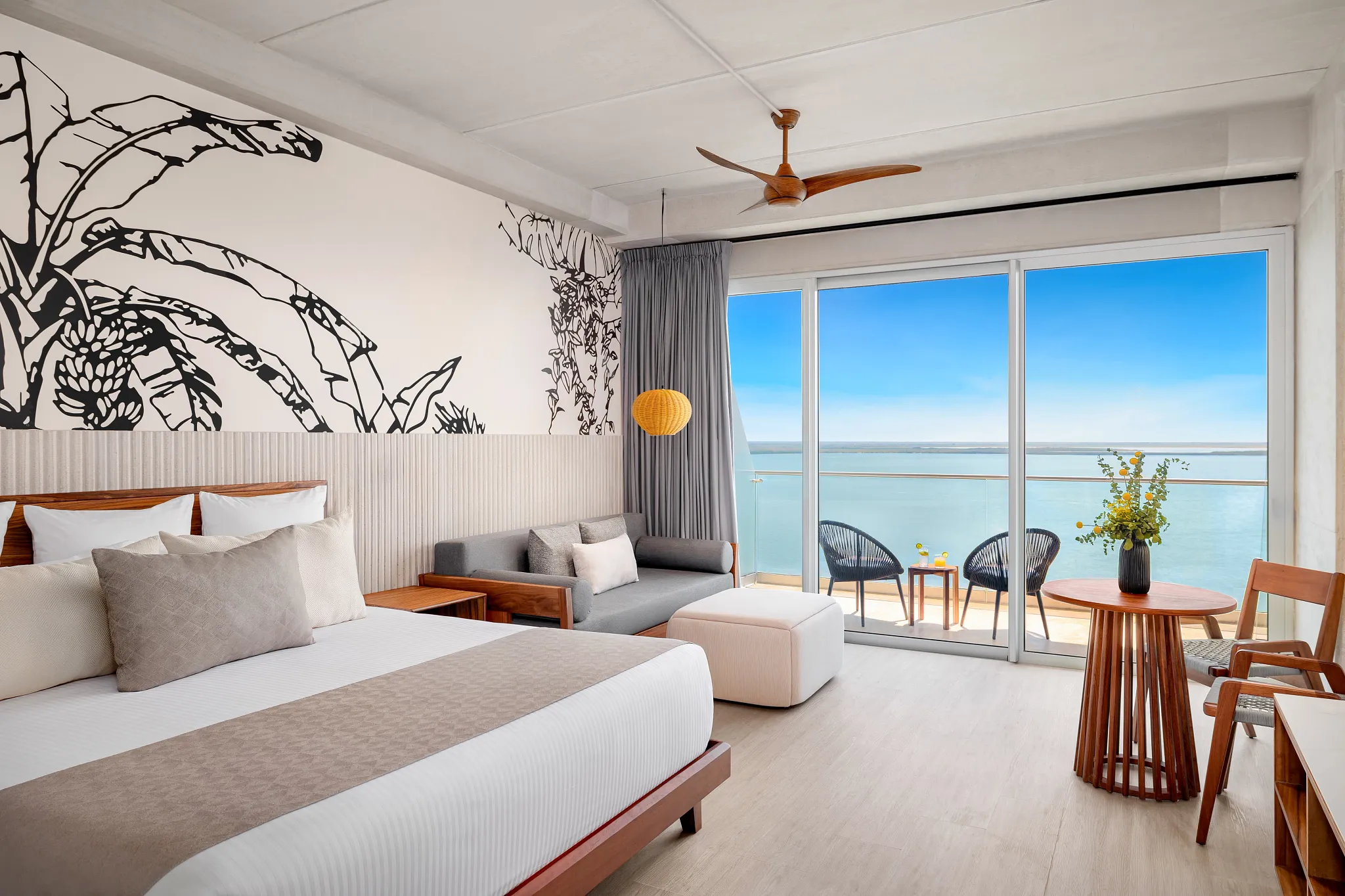 Junior Suite Bay View — Hyatt Vivid Grand Island