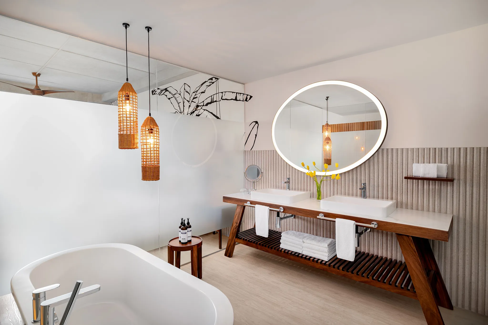 Vantage Club Premium Suite Golf Ocean View bathroom