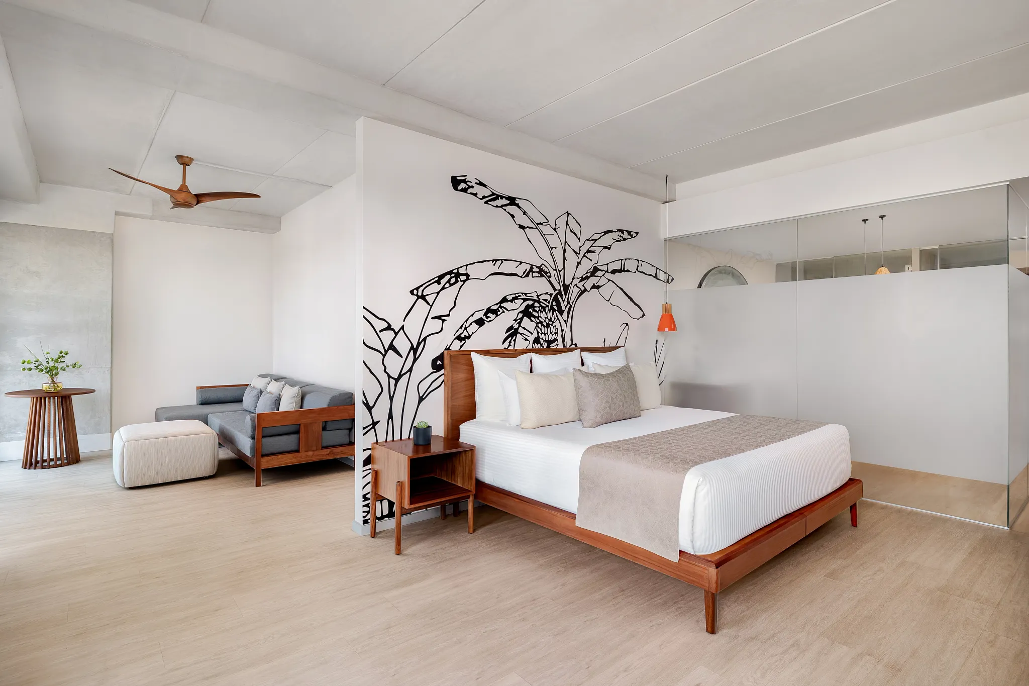 Vantage Club Premium Suite Golf and Ocean View — Hyatt Vivid Grand Island