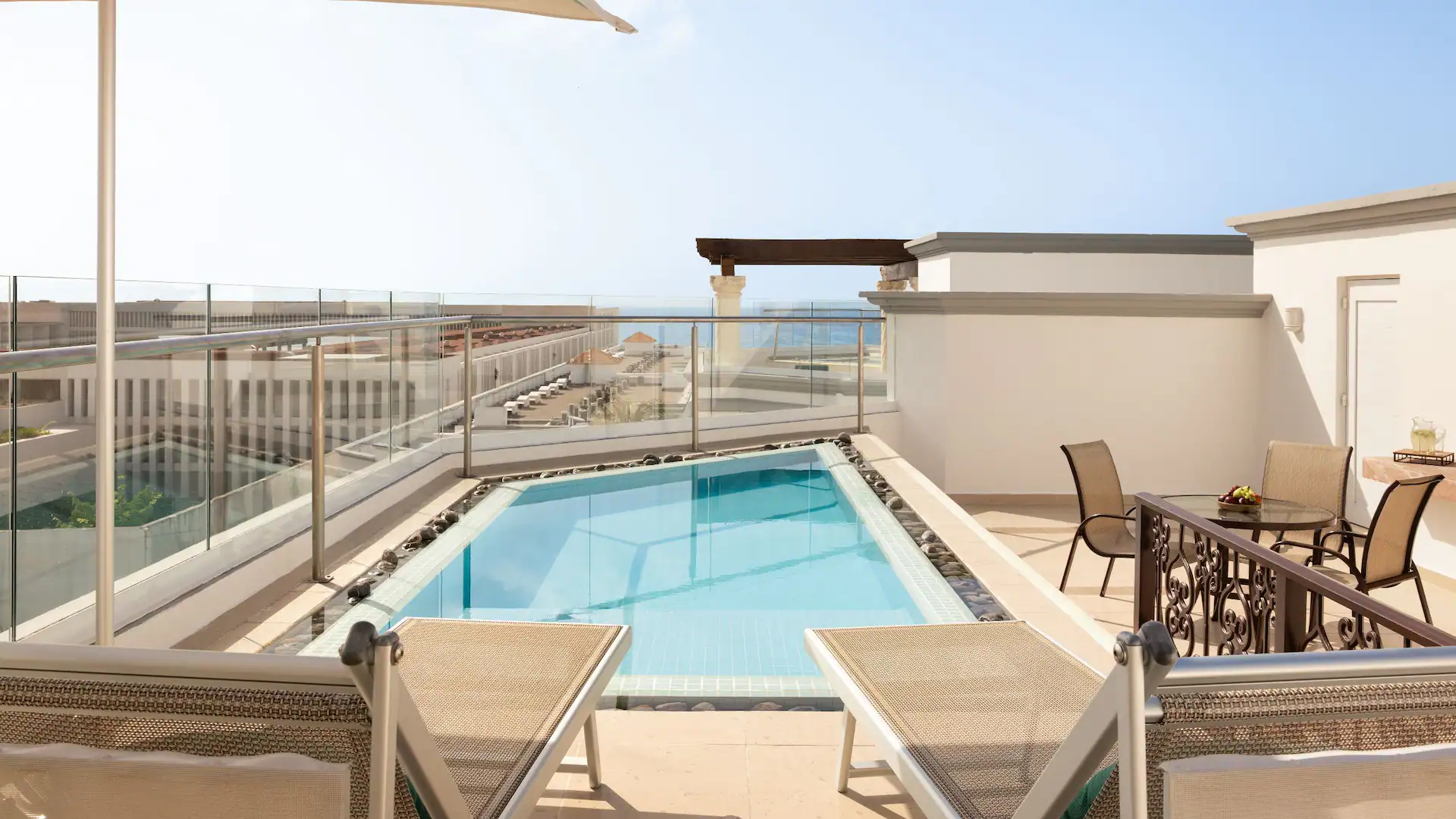 Presidential Suite private rooftop pool