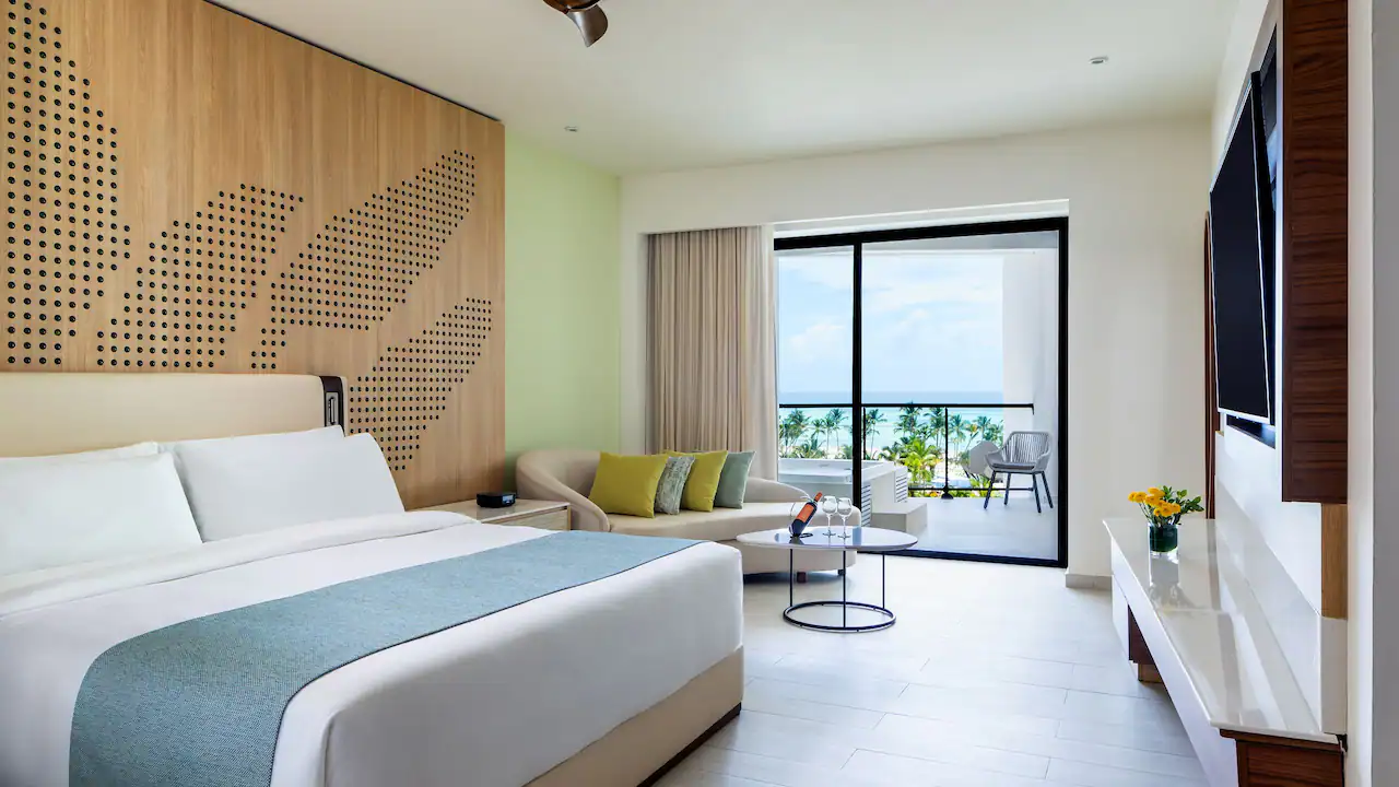 Club Ocean View One Bedroom Grand Master Suite King Bed — Hyatt Ziva Cap Cana