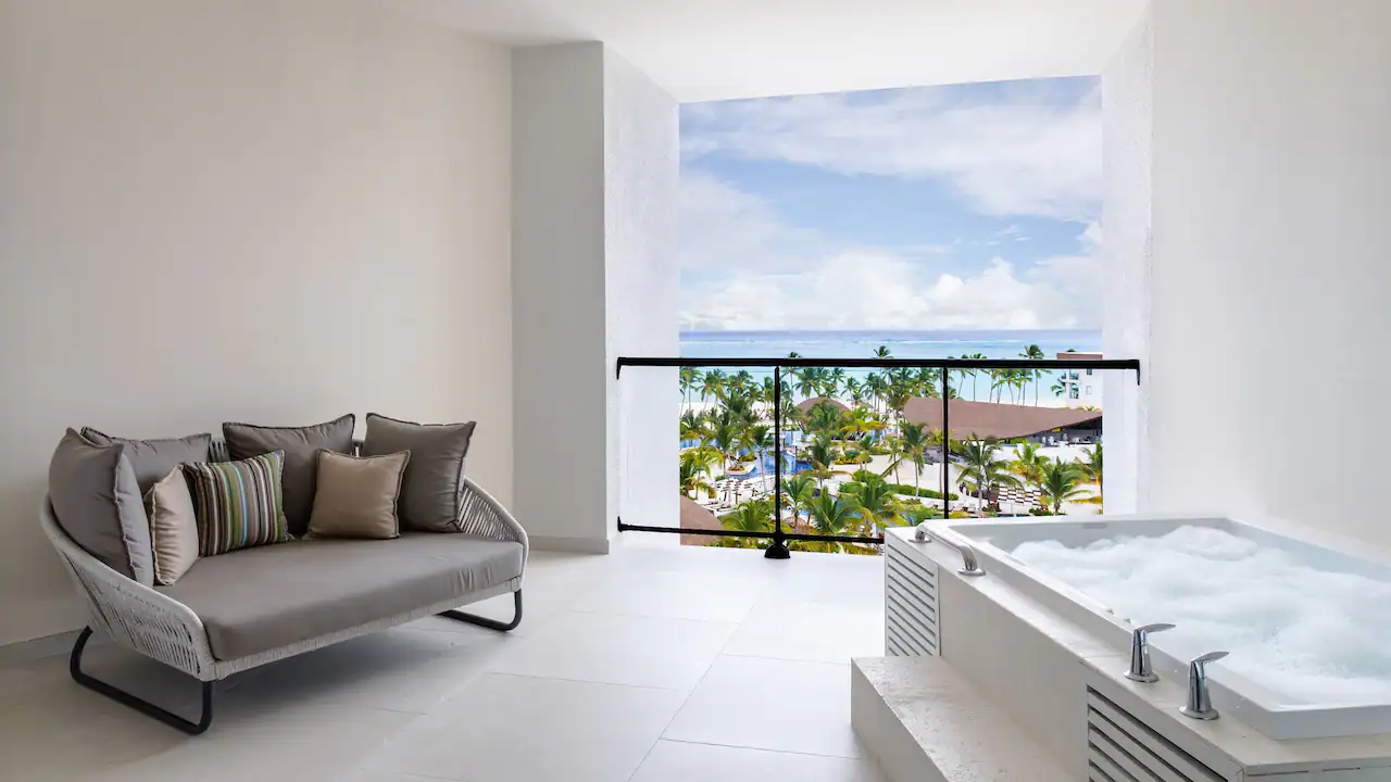 Club Ocean View One Bedroom Grand Master Suite Terrace — Hyatt Ziva Cap Cana