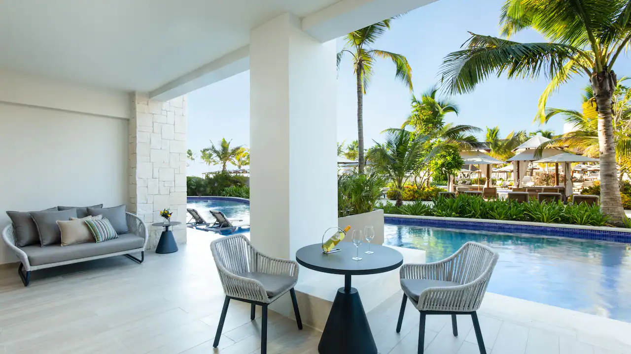 Club One Bedroom Master Swim Up Suite — Hyatt Ziva Cap Cana