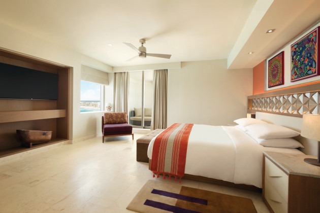 Club Oceanfront Master Suite — Hyatt Ziva Cancun