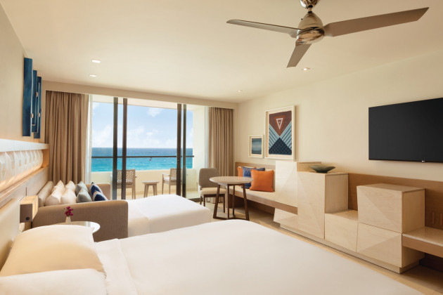 Oceanfront double beds — Hyatt Ziva Cancun