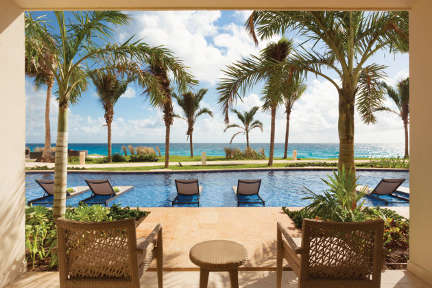 Swim-Up pool access — Hyatt Ziva Cancun