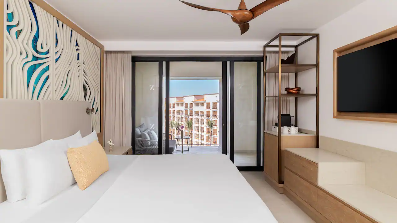 Club Deluxe Ocean View One Bedroom Master Suite — Hyatt Ziva Los Cabos