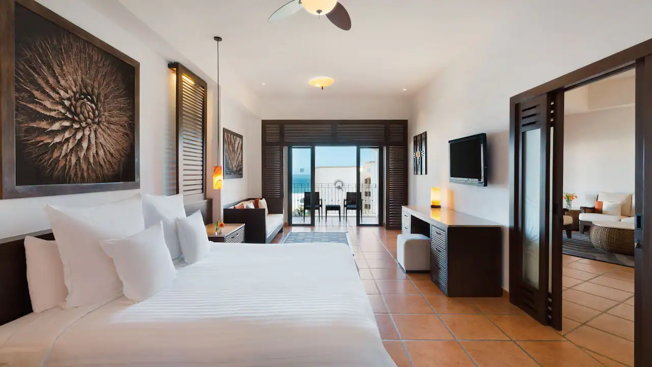 Club One Bedroom Master Suite King — Hyatt Ziva Los Cabos