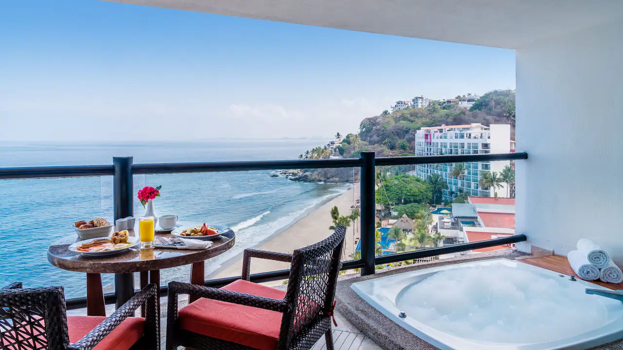 Club Ocean Front Hot Tub terrace