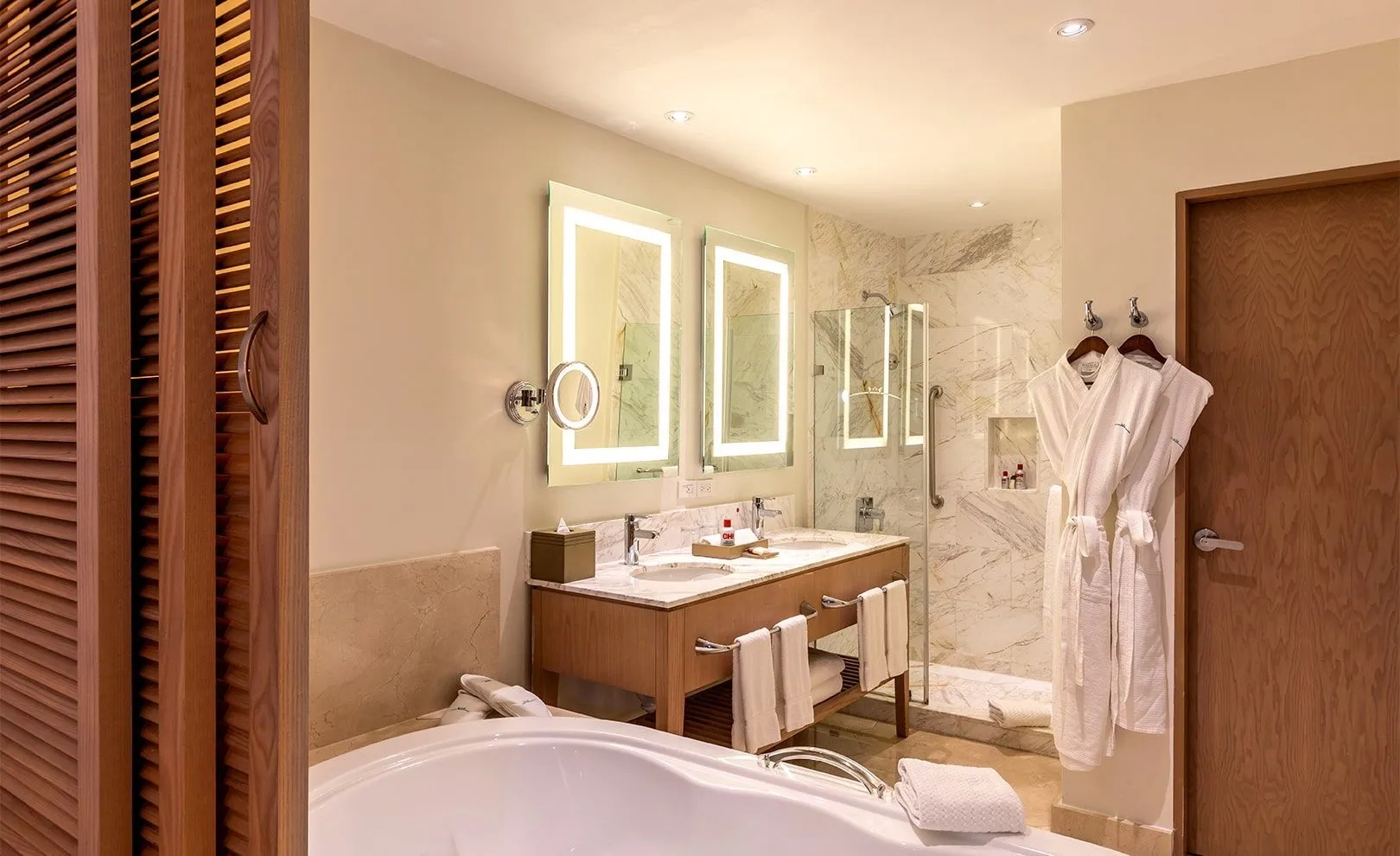 Superior Junior Suite Ocean View Bathroom Detail - Moon Palace Jamaica