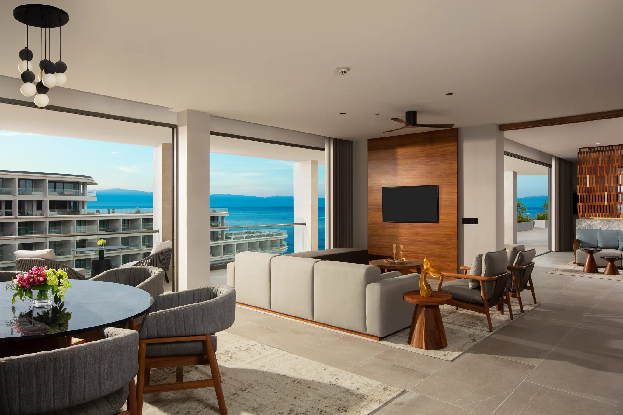 Preferred Club Presidential Suite Ocean View — Secrets Bahia Mita