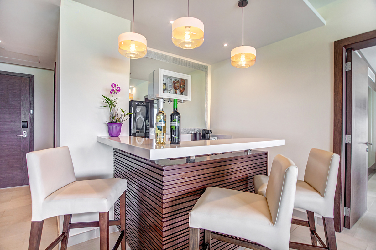 Presidential One Bedroom dining area