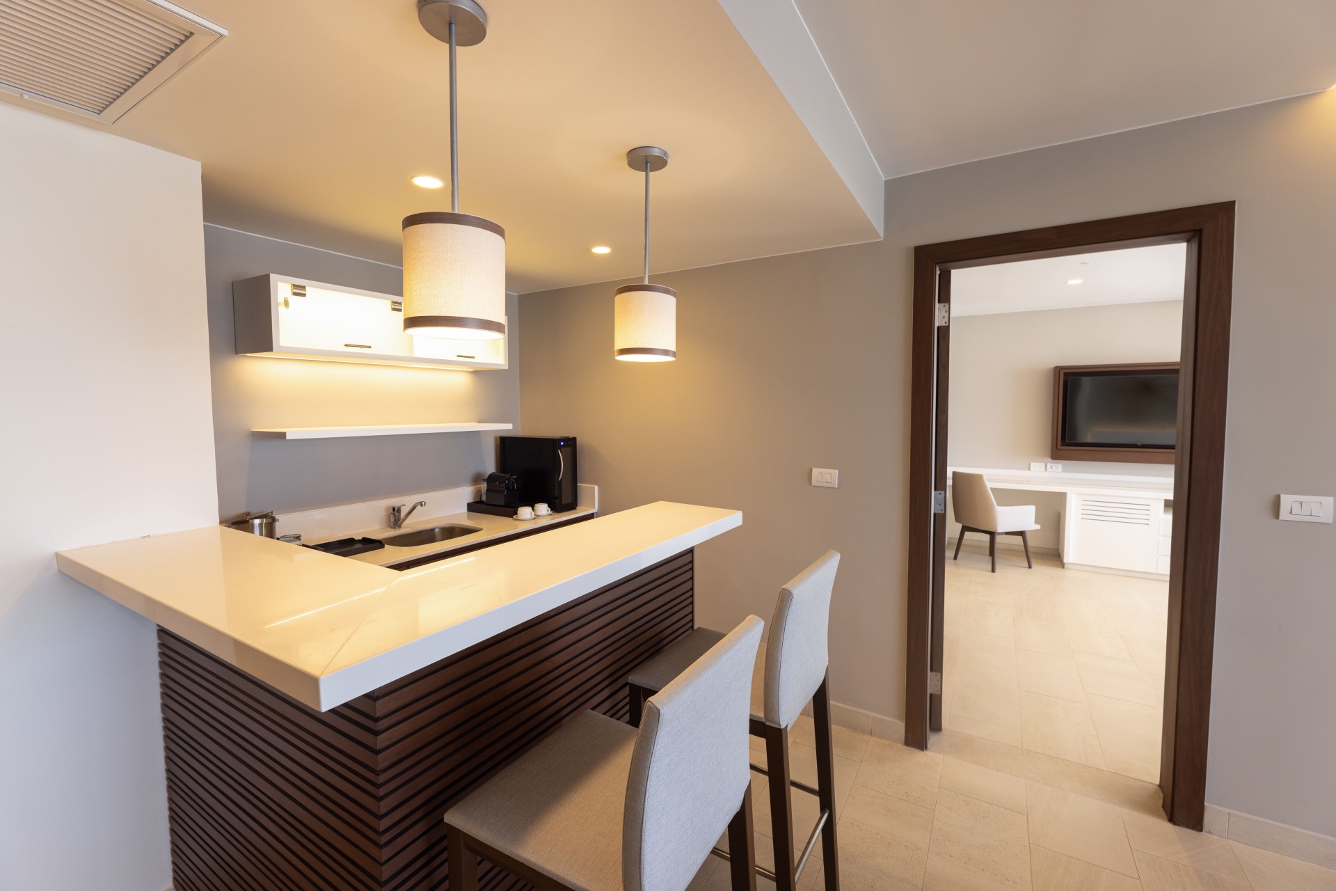 Presidential One Bedroom Suite dining area