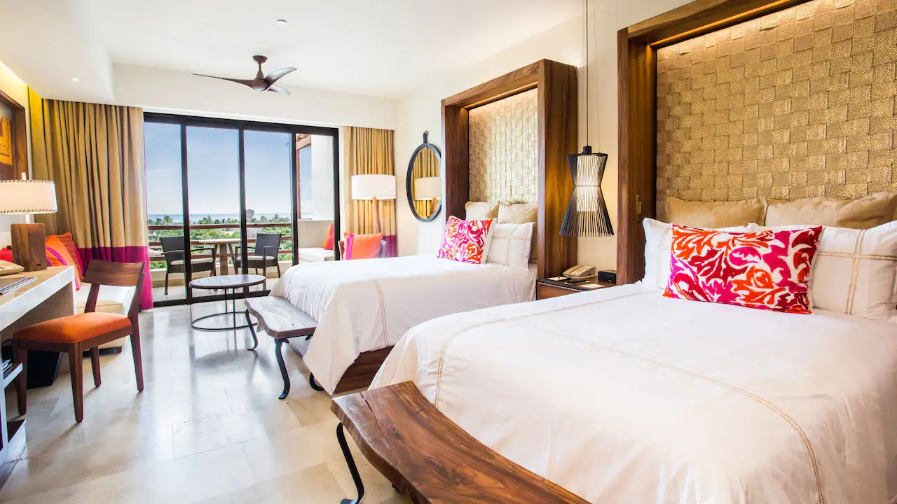 Preferred Club Junior Suite Ocean View Double Beds — Secrets Akumal