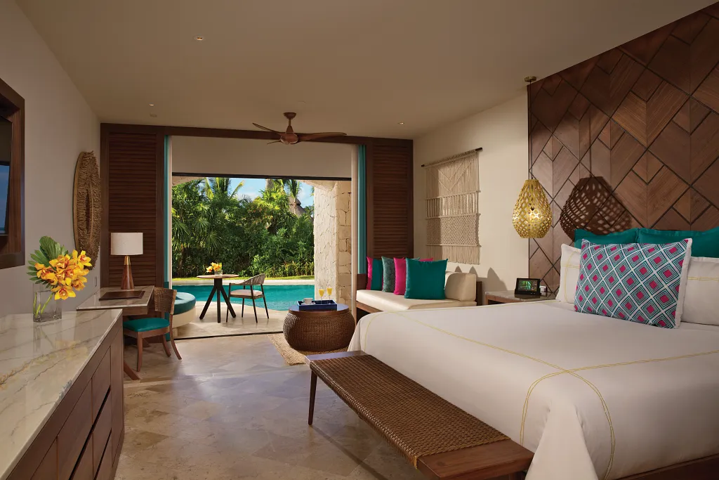 Junior Suite Swim Out king bed — Secrets Maroma Beach