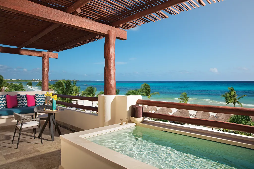 Preferred Club Honeymoon Suite terrace — Secrets Maroma Beach
