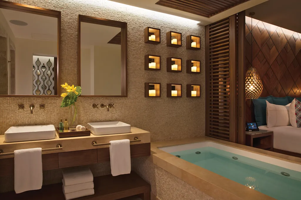 Preferred Club Junior Suite Ocean Front bathroom — Secrets Maroma Beach