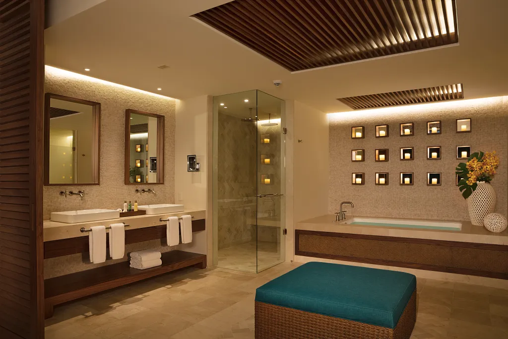 Presidential Suite Swim Out bathroom — Secrets Maroma Beach