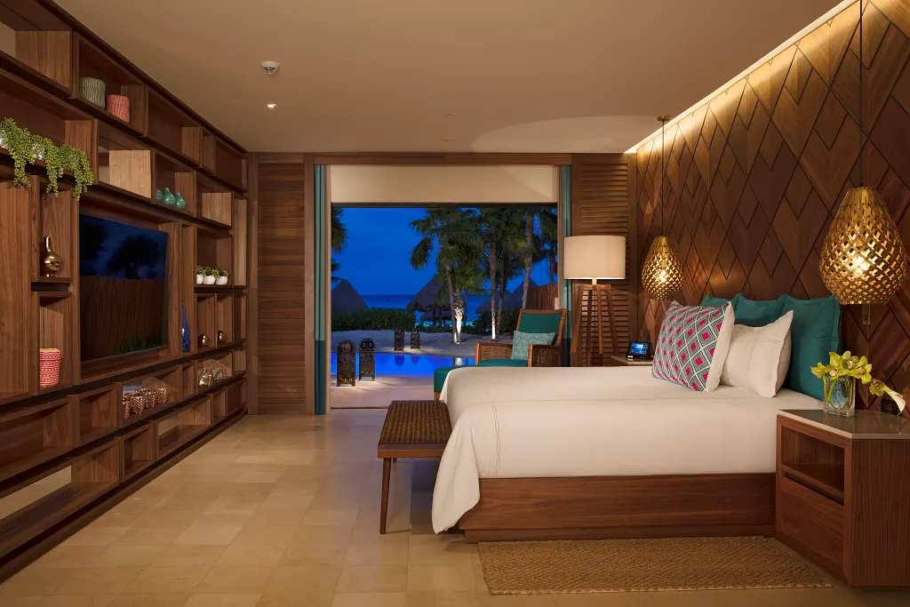 Presidential Suite Swim Out king bed — Secrets Maroma Beach