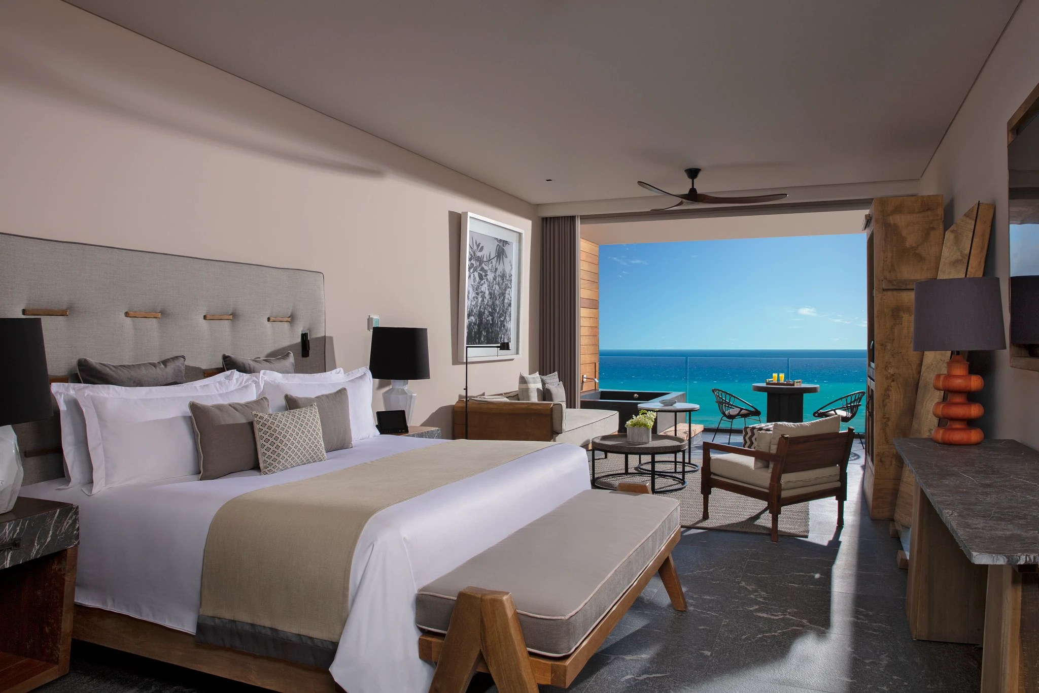 Preferred Club Junior Suite Oceanfront — Secrets Moxché
