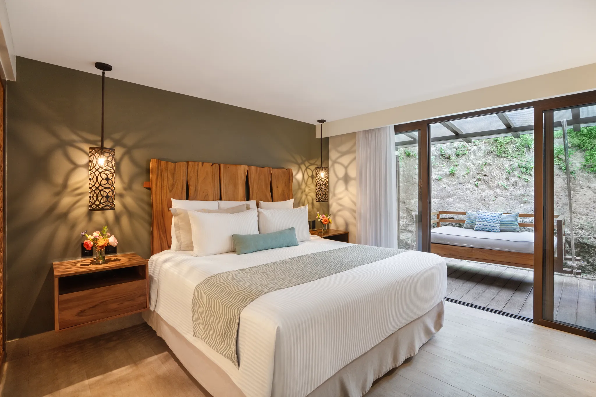Preferred Club Presidential Suite — King Bed — Secrets Papagayo
